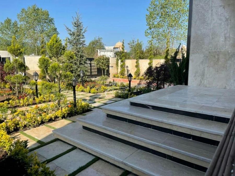 خرید ویلا مدرن ۴ خواب در نور