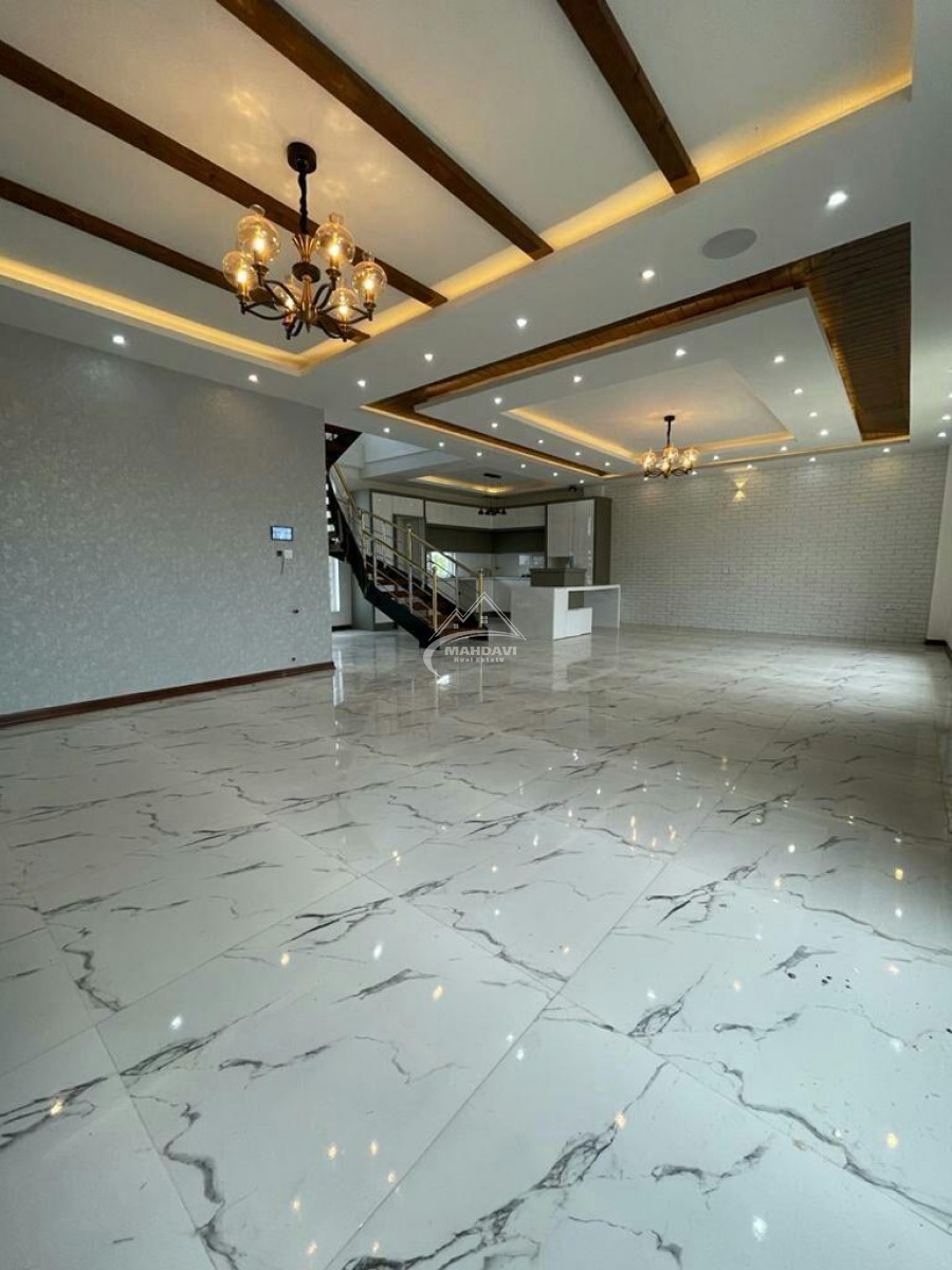 خرید ویلا مدرن ۴ خواب در نور