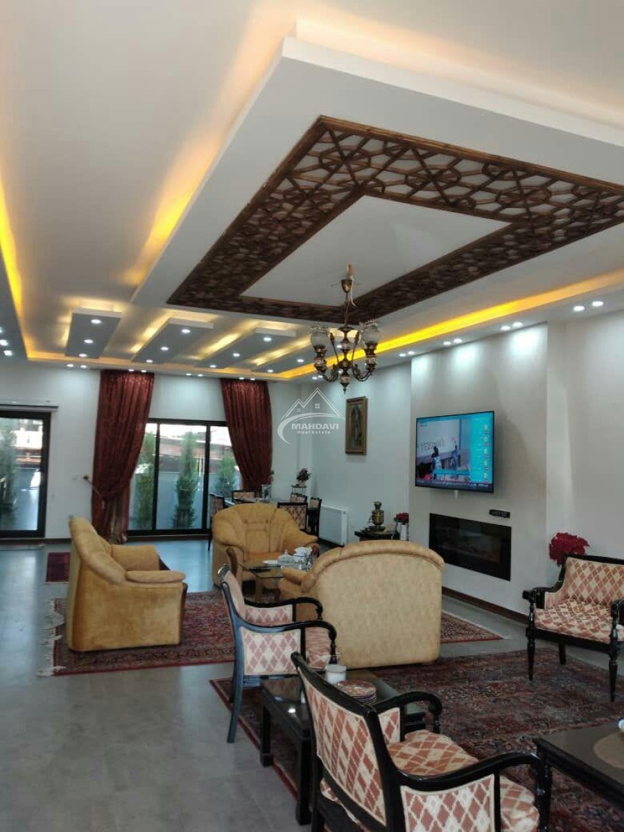 خرید ویلا مدرن با مبله زیر دامنه جنگل
