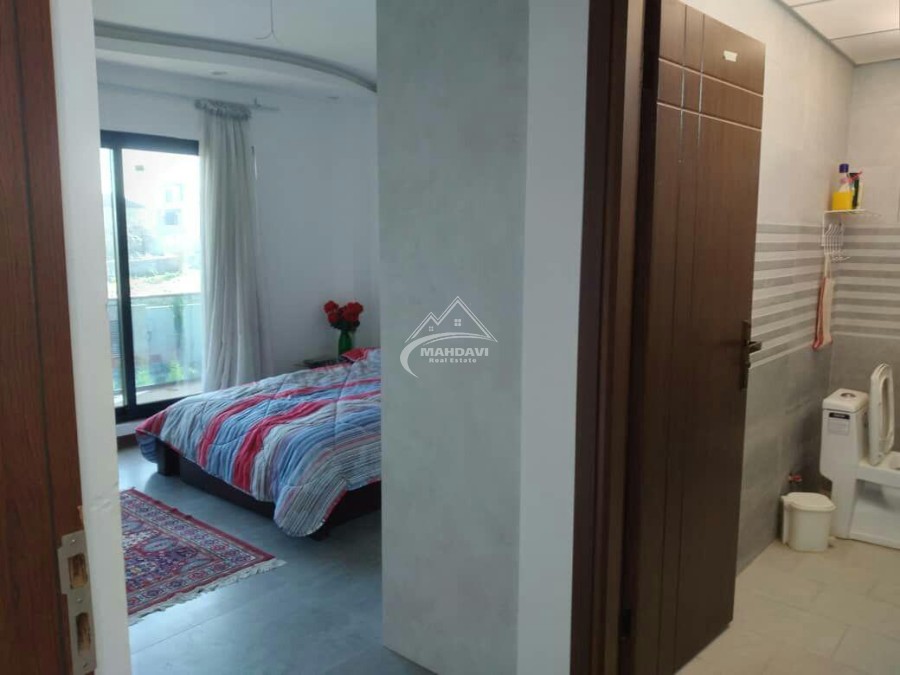 خرید ویلا مدرن با مبله زیر دامنه جنگل