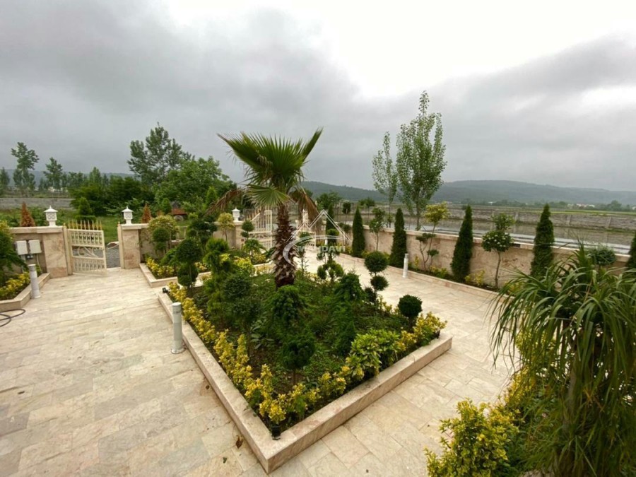 خرید کاخ ویلای شهرکی با جکوزی
