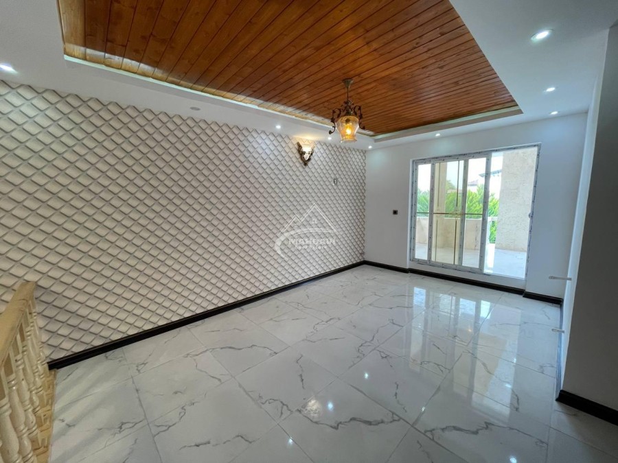 خرید ویلا باغ ۴ خواب با استخر در نور